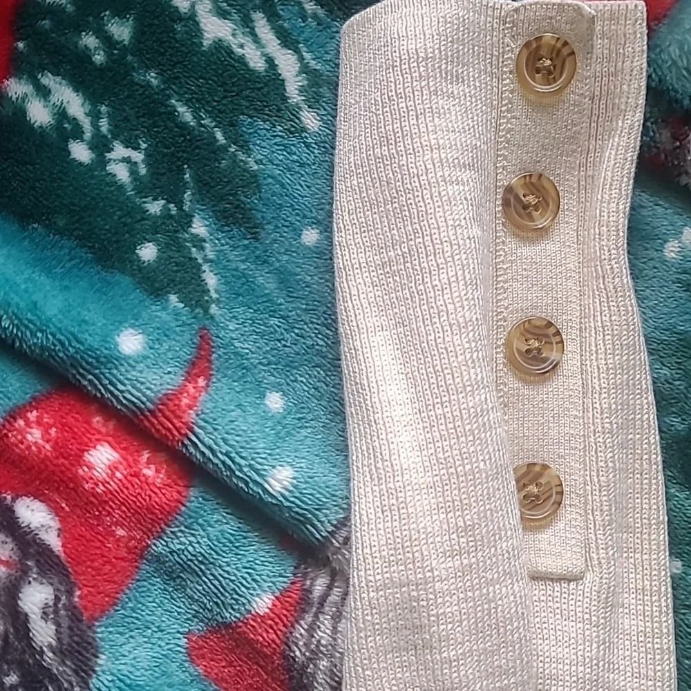 Sweater - Picture 3 of 5